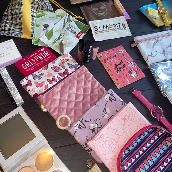 Makeup bundle - Picture 4 of 13